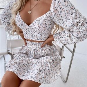 Floral Sweetheart Neck Flounce Sleeve Top & Ruffle Hem Skirt- NEW, never worn